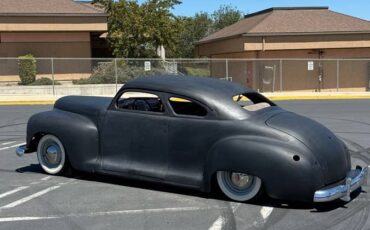 Plymouth-coupe-1946-black-8