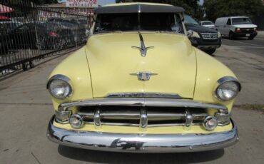 Plymouth-cranbrook-1951-yellow-11