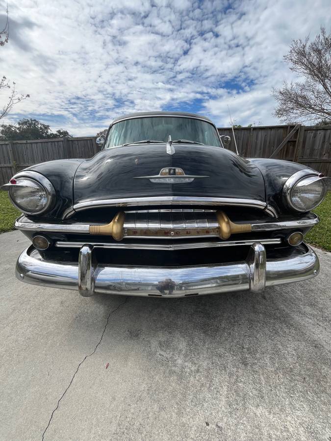 Plymouth-cranbrook-1953-black-1