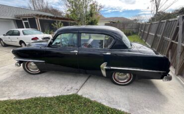 Plymouth-cranbrook-1953-black