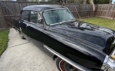 Plymouth-cranbrook-1953-black-4