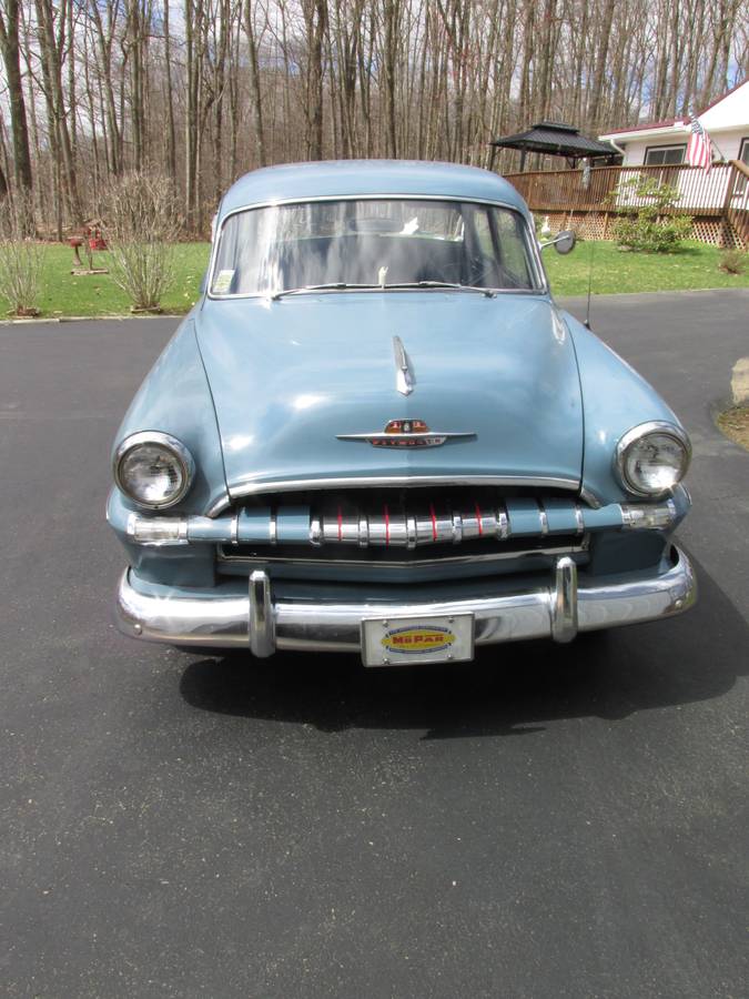 Plymouth-cranbrook-1953-blue-1