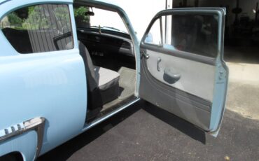 Plymouth-cranbrook-1953-blue-5