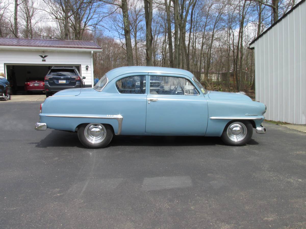 Plymouth-cranbrook-1953-blue-7