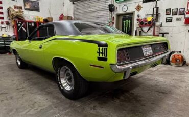 Plymouth-cuda-1970-2