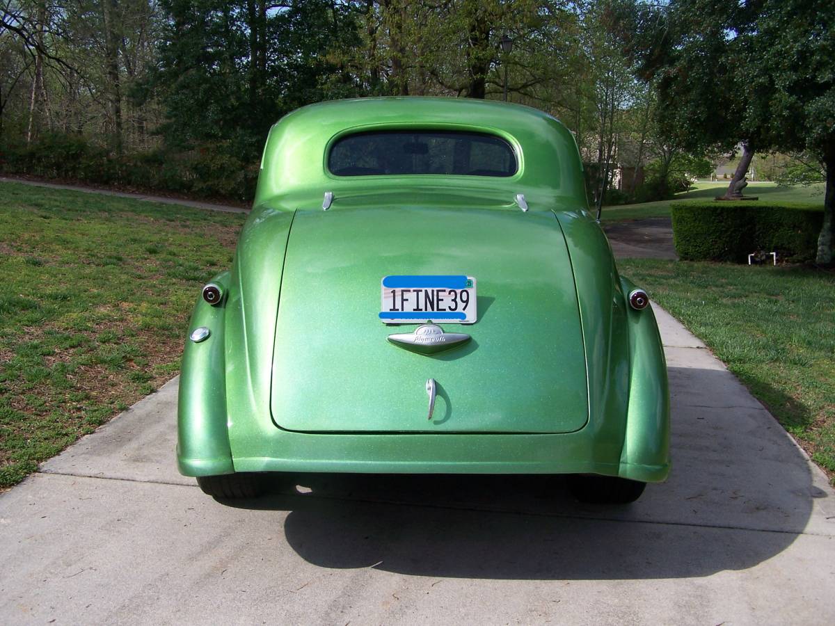 Plymouth-custom-1939-green-5