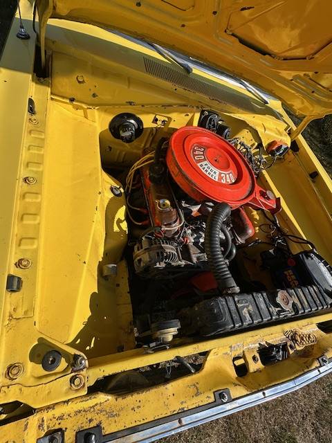Plymouth-duster-1970-yellow-14