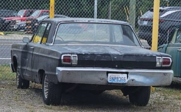 Plymouth-fury-1-1966-black-9