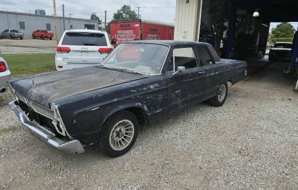 Plymouth-fury-1-1966-black