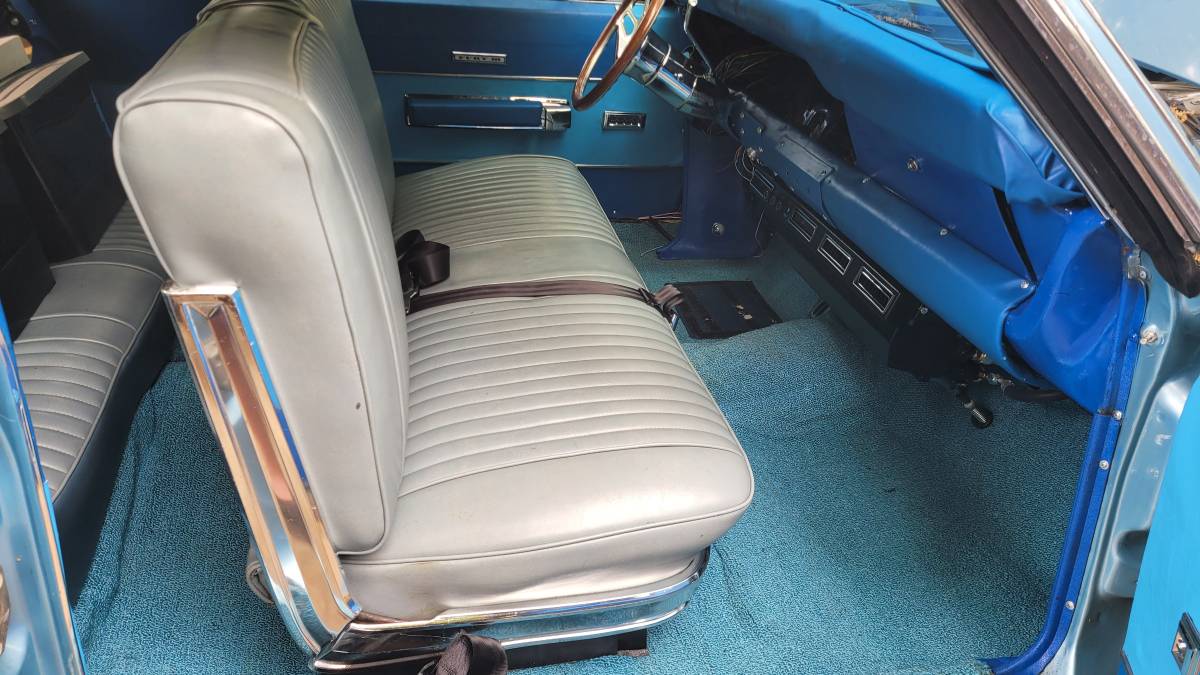 Plymouth-fury-1967-26
