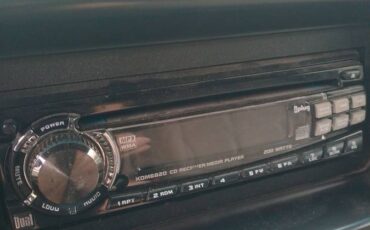 Plymouth-grand-voyager-all-wheel-drive-1995-grey-6