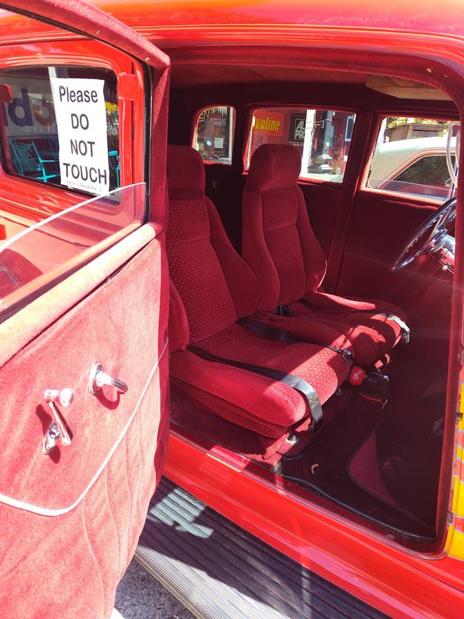 Plymouth-gtx-1933-red-10