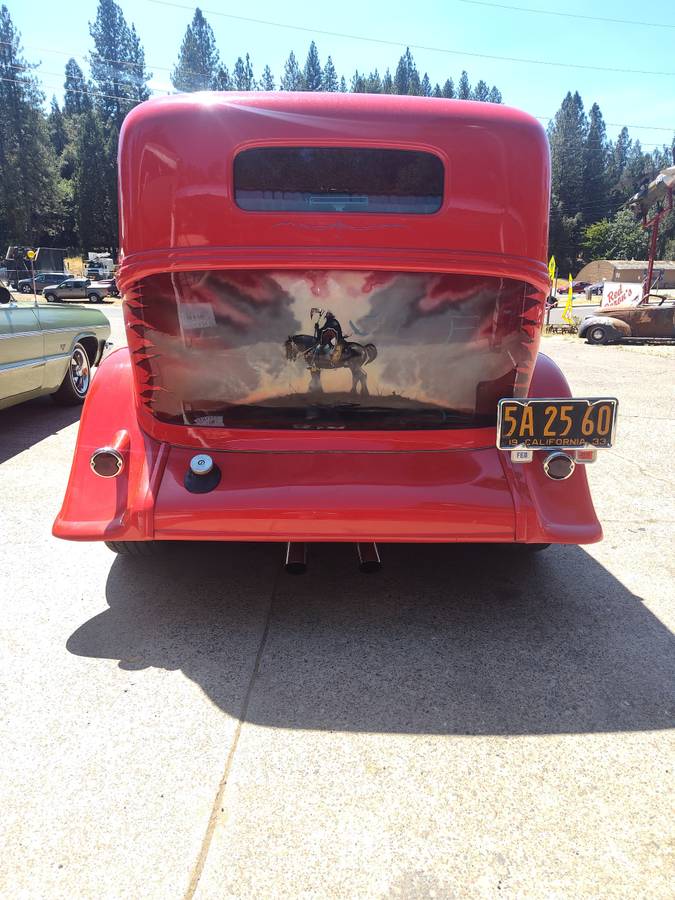 Plymouth-gtx-1933-red-2