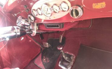 Plymouth-gtx-1933-red-9