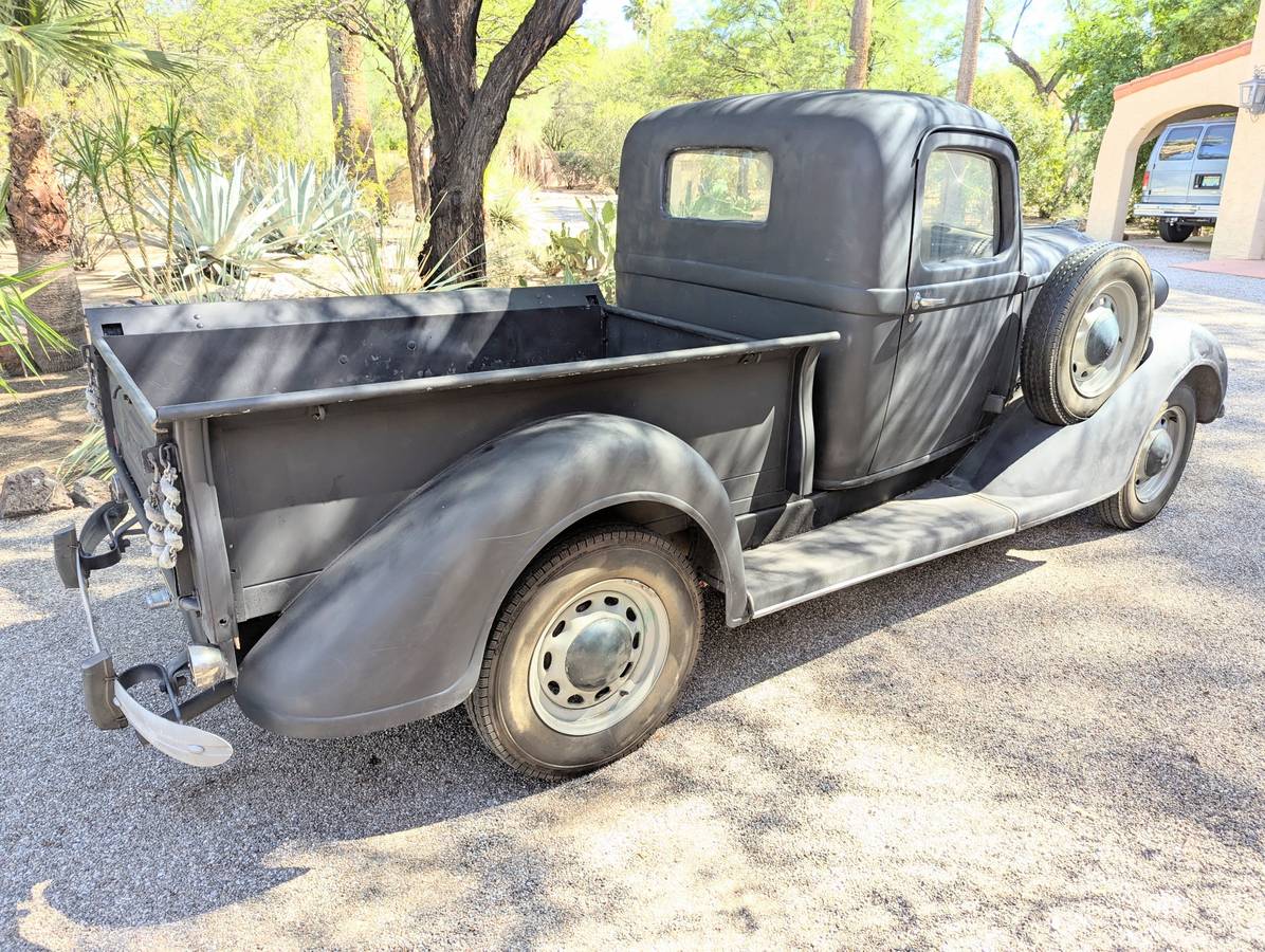 Plymouth-pt57-pickup-1938-grey-5