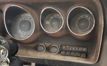 Plymouth-roadrunner-1974-10