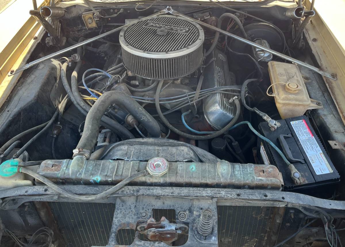 Plymouth-roadrunner-1974-12