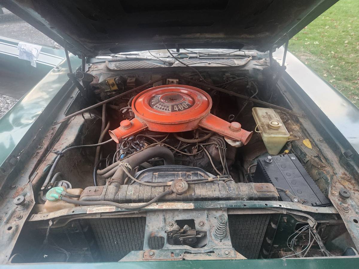 Plymouth-roadrunner-1974-green-18