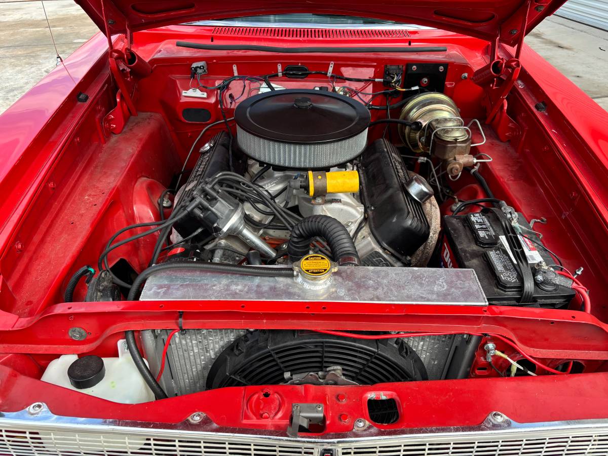 Plymouth-satellite-1965-red-1
