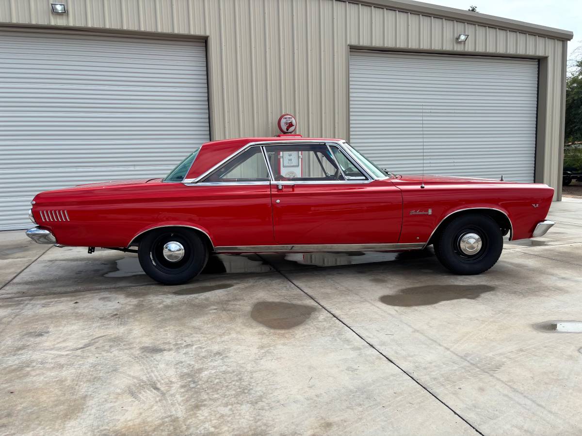 Plymouth-satellite-1965-red-4