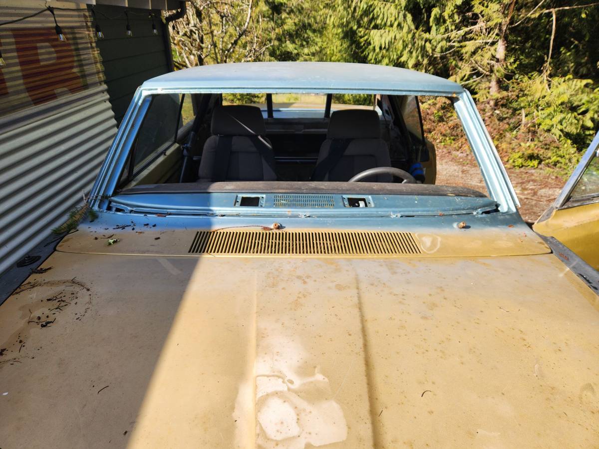 Plymouth-scamp-1971-grey-1