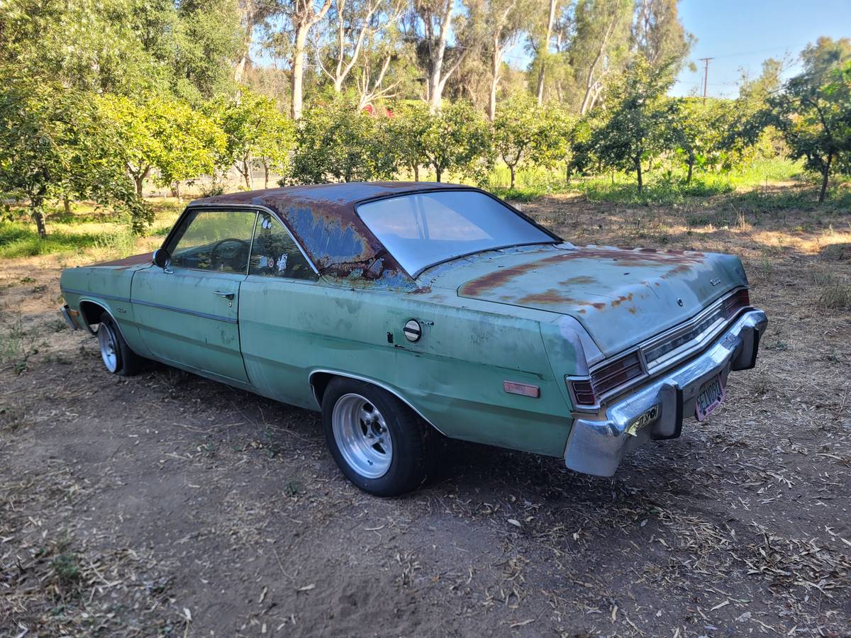Plymouth-scamp-1975-green-1