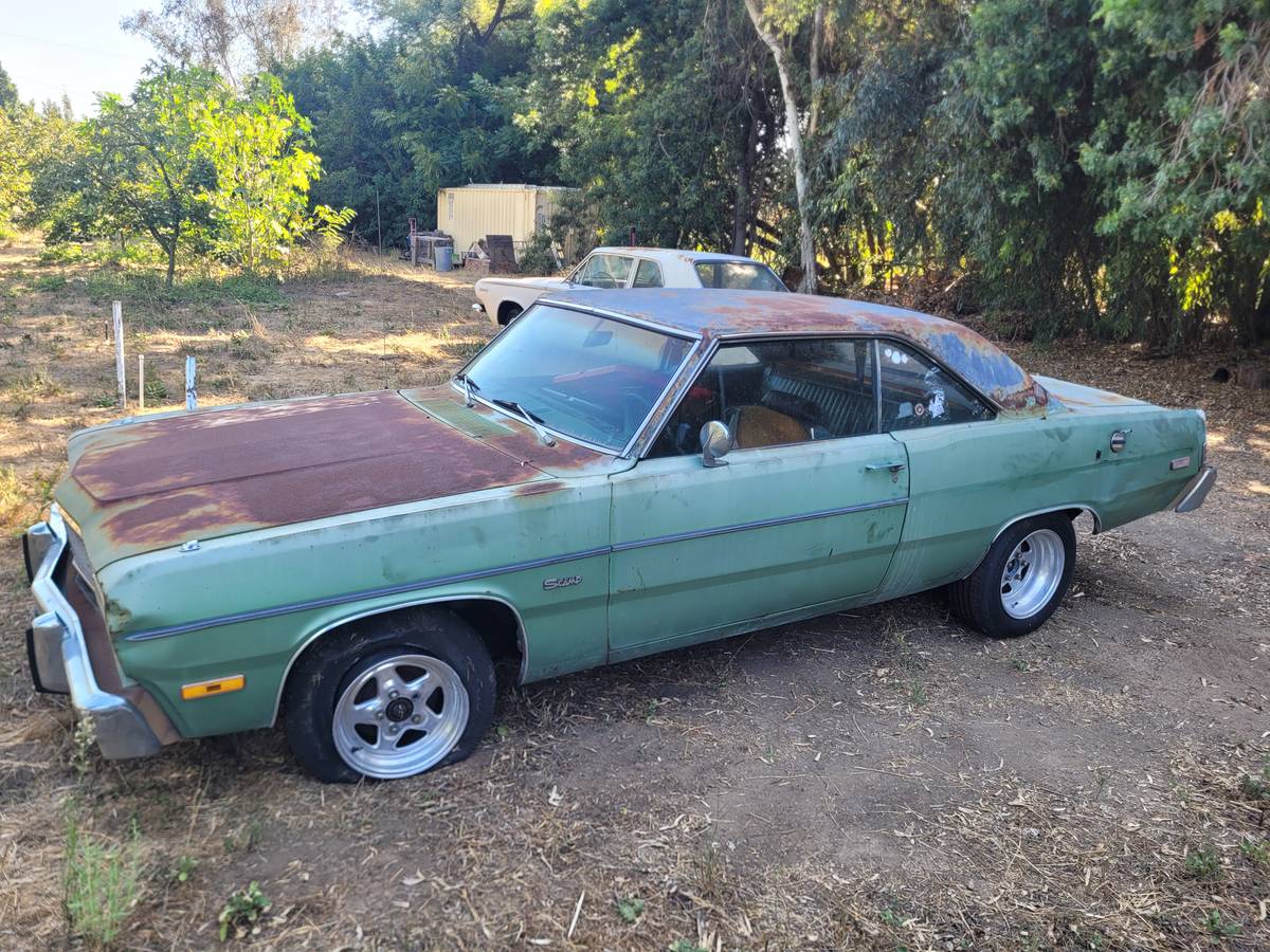 Plymouth-scamp-1975-green-3