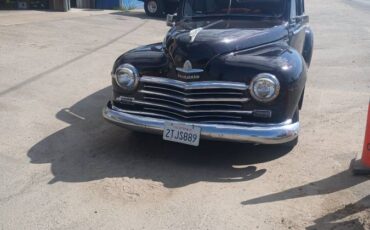 Plymouth-special-deluxe-1947-2