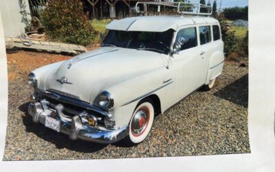 Plymouth suburban 1952