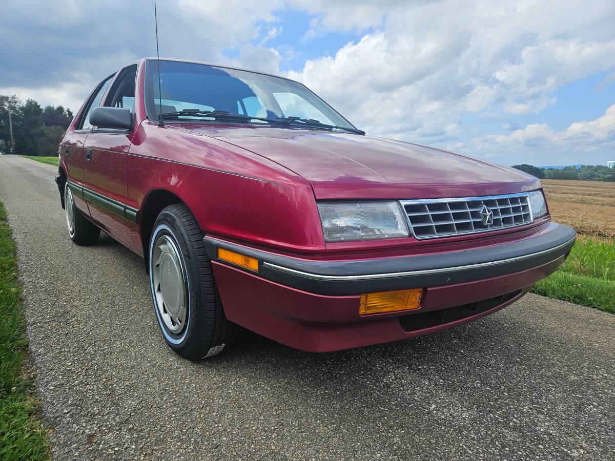 Plymouth-sundance-1992-red-2