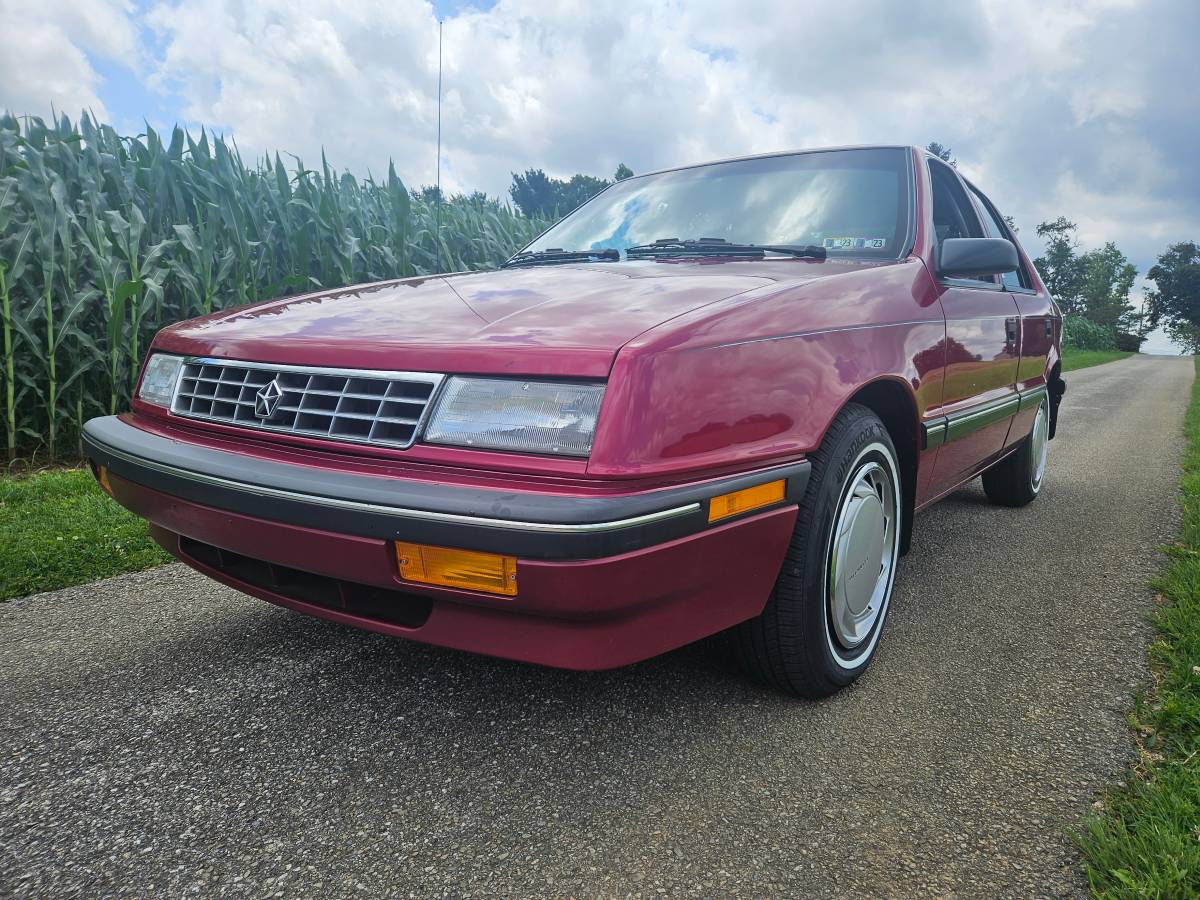 Plymouth-sundance-1992-red-28