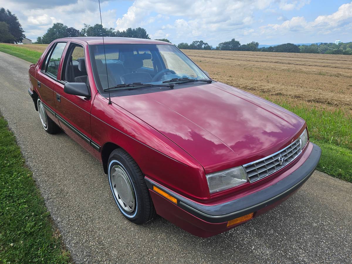 Plymouth-sundance-1992-red-3
