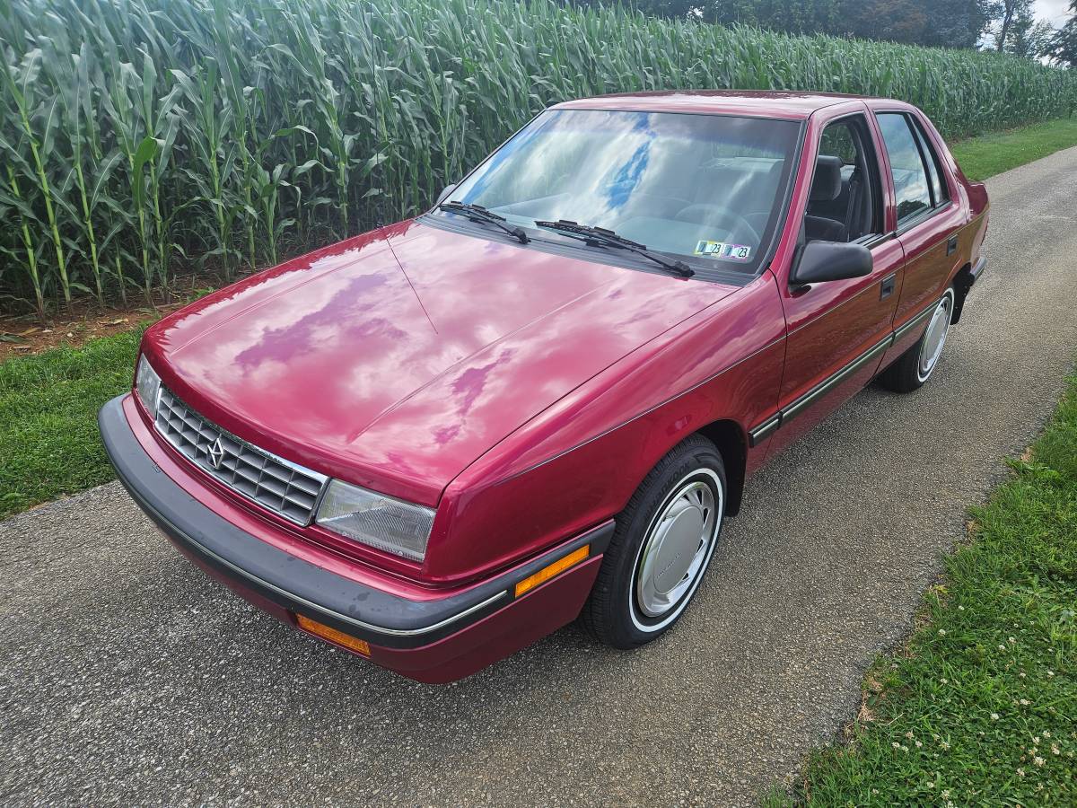 Plymouth-sundance-1992-red