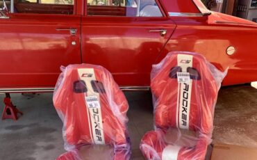 Plymouth-valiant-100-1965-red-3