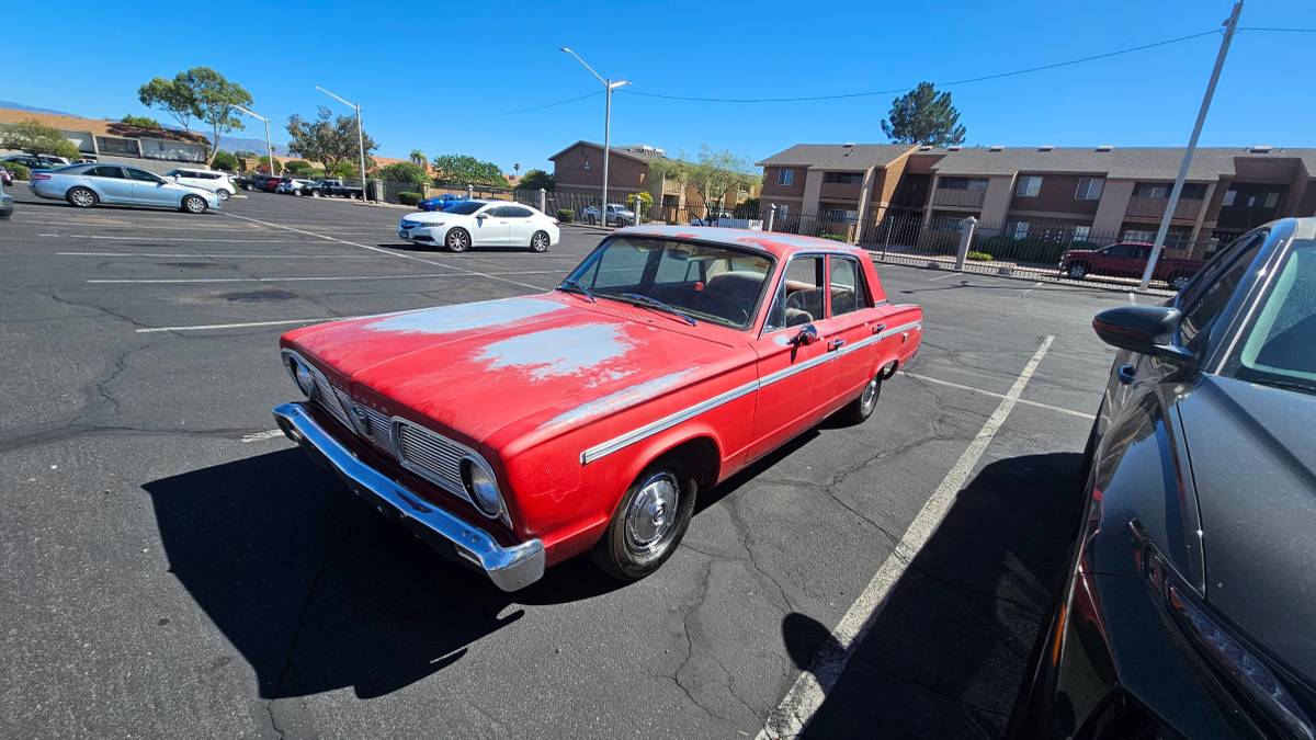 Plymouth-valiant-1966-10