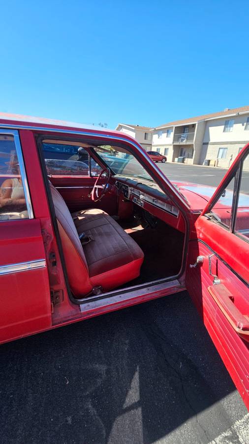 Plymouth-valiant-1966-11