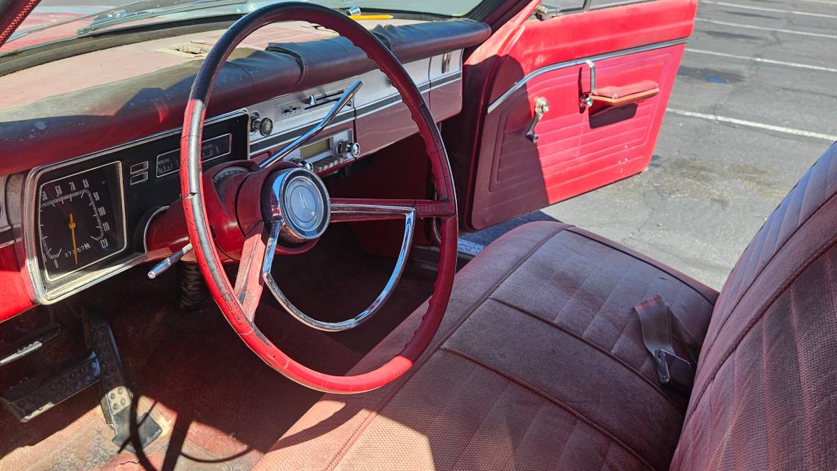 Plymouth-valiant-1966-12