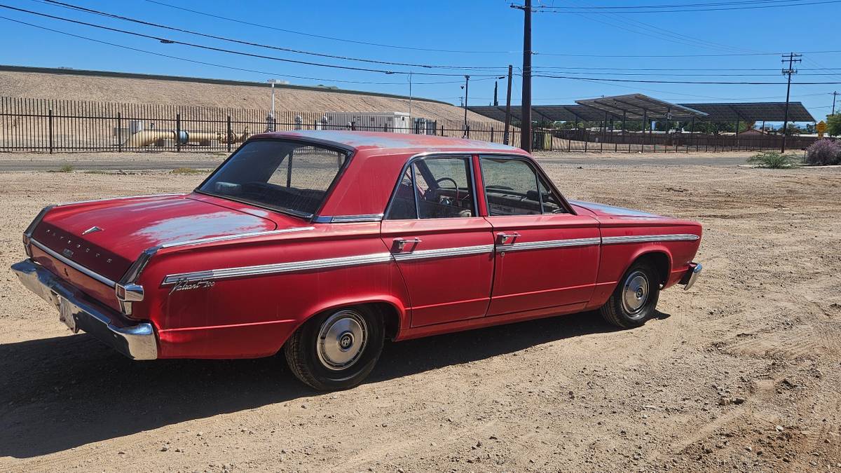 Plymouth-valiant-1966-5