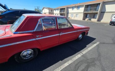 Plymouth-valiant-1966-9