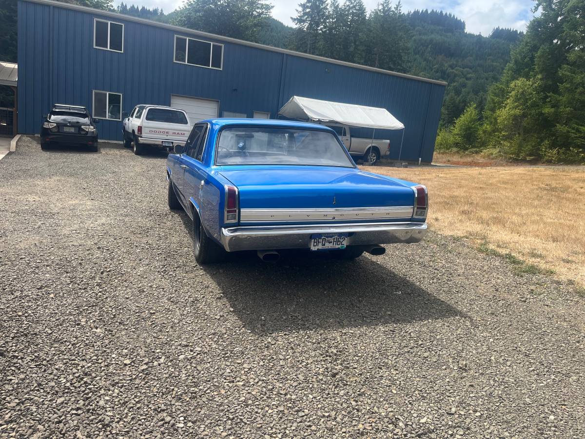 Plymouth-valiant-1967-blue-14