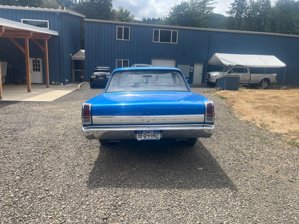 Plymouth-valiant-1967-blue-15