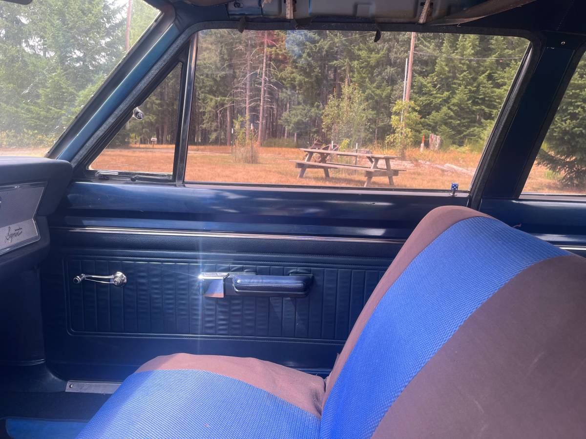 Plymouth-valiant-1967-blue-2