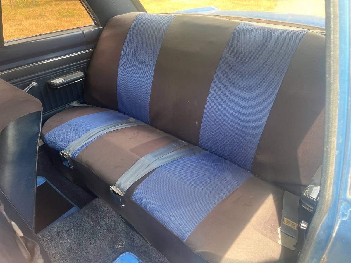 Plymouth-valiant-1967-blue-3