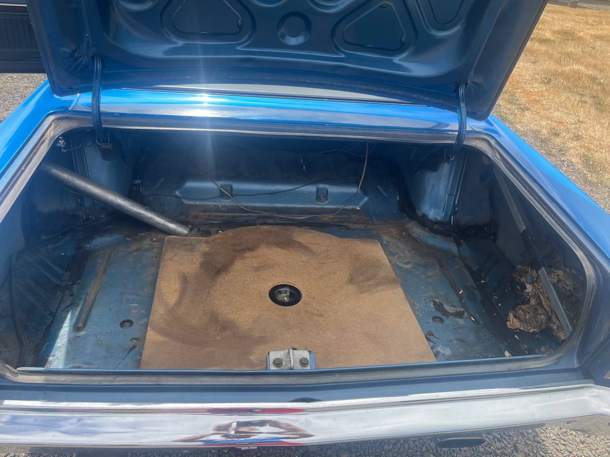 Plymouth-valiant-1967-blue-6