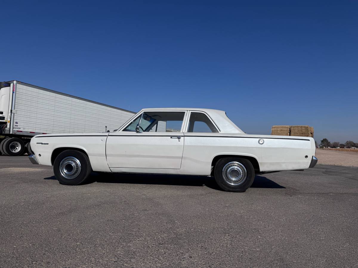 Plymouth-valiant-1968-white-146