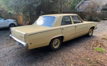 Plymouth-valiant-1968-yellow-3