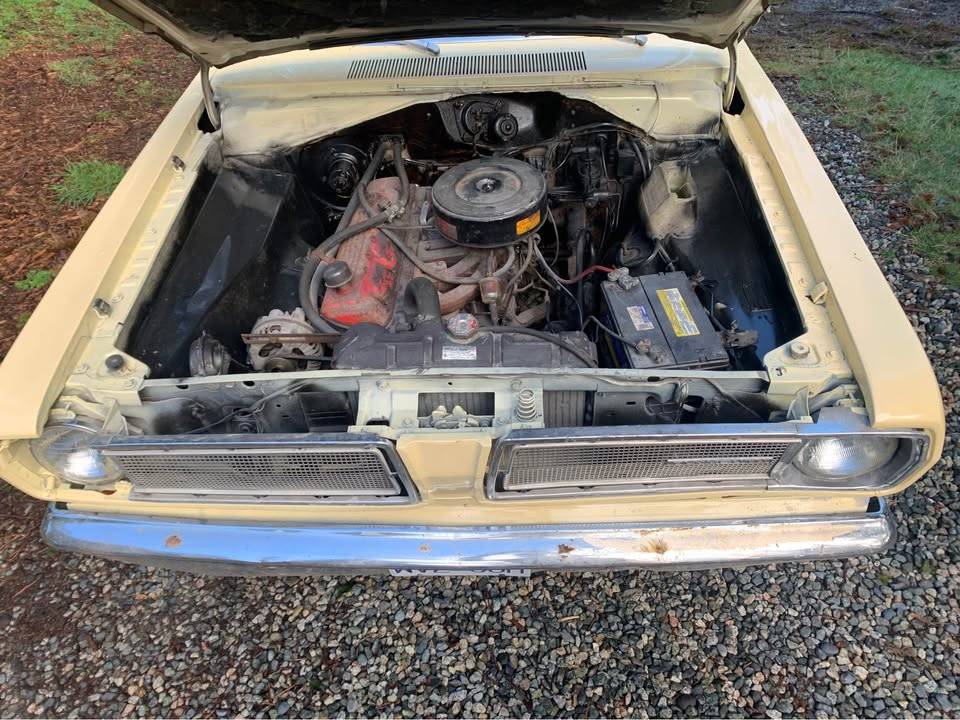 Plymouth-valiant-1968-yellow-6