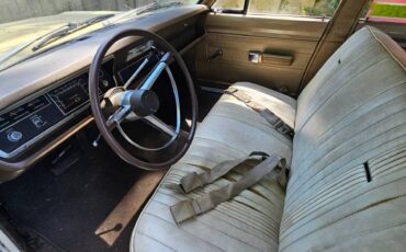Plymouth-valiant-1968-yellow-8
