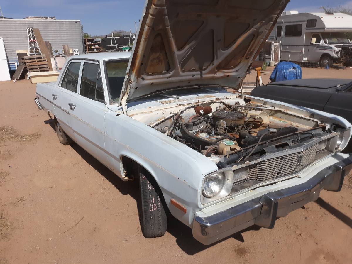 Plymouth-valiant-1975-blue