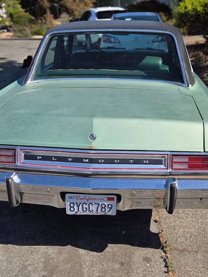 Plymouth-valiant-1975-green-4